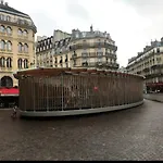 Charming Artist In Le Marais 公寓 *